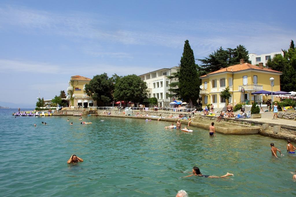 Depadansa Marina & Primorka Omisalj Exterior photo